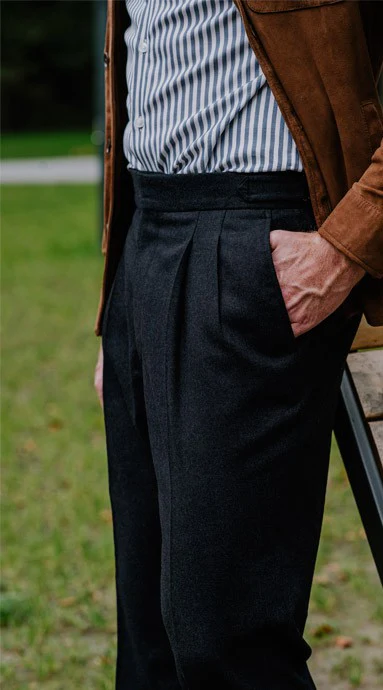 Double Pleated Flannel Trousers Black - Image 3