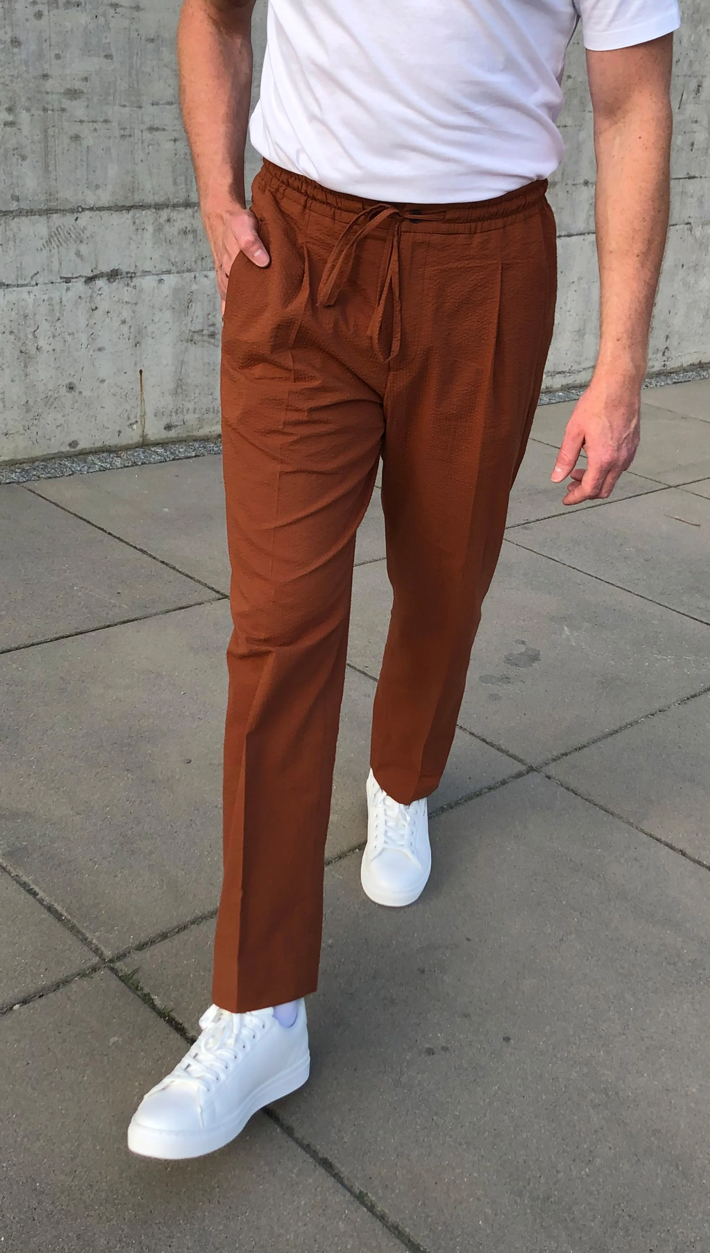 Japanese Seersucker Single Pleat Drawstring Trousers - Rust - Image 6